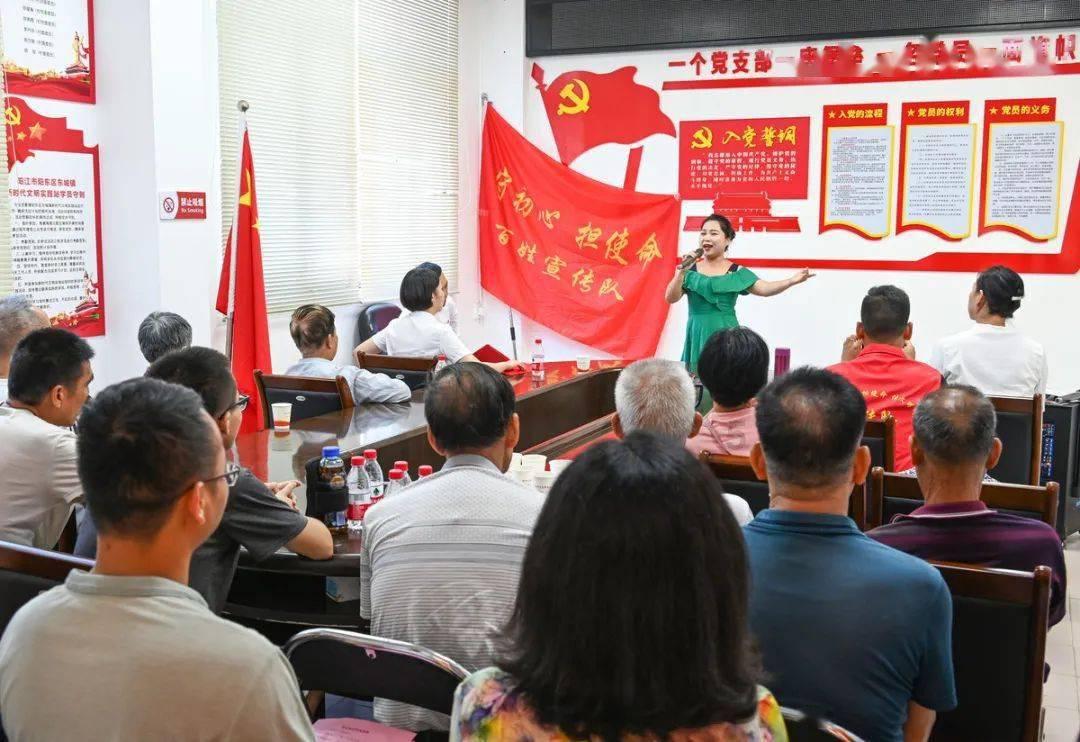 辽宁号前身“瓦良格”到达我国，希腊出力，为何他们愿意帮忙？